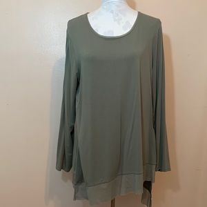 Chico’s Asymmetrical Hem Scoop Neck Long Sleeve Tunic